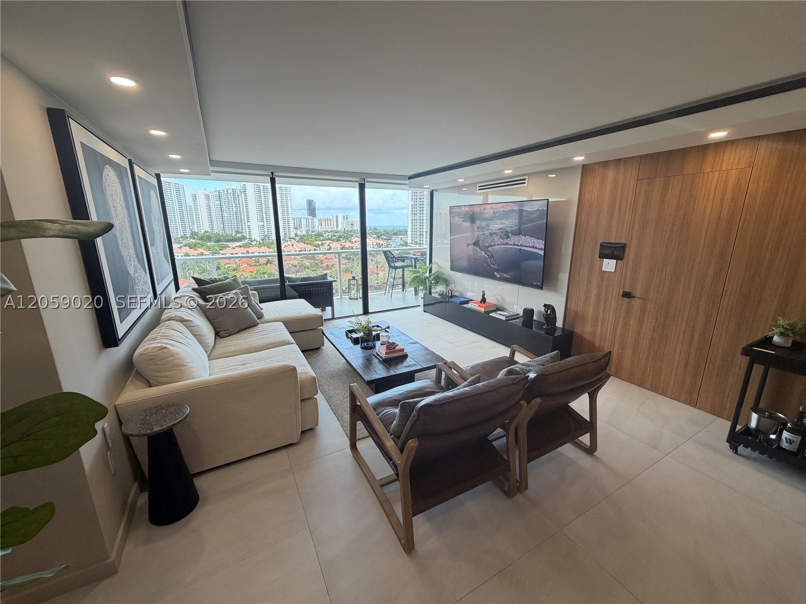 3701 N Country Club Dr 1209