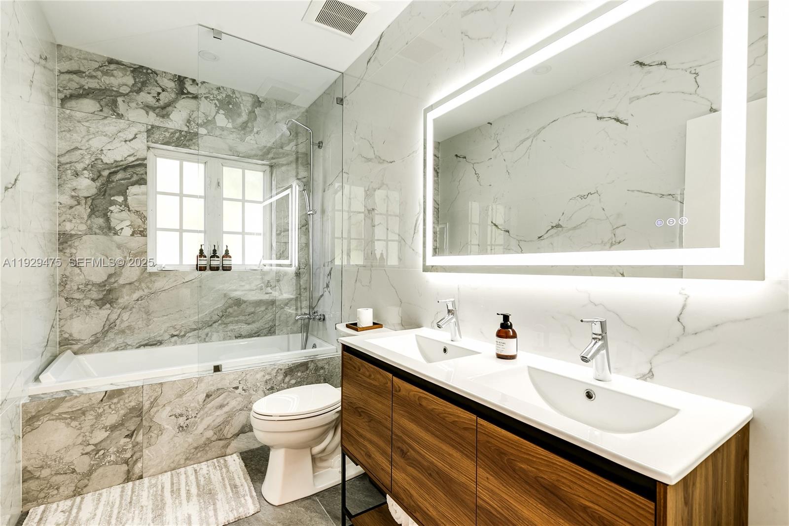 BEACH WAY HEIGHTS UNIT - Residential