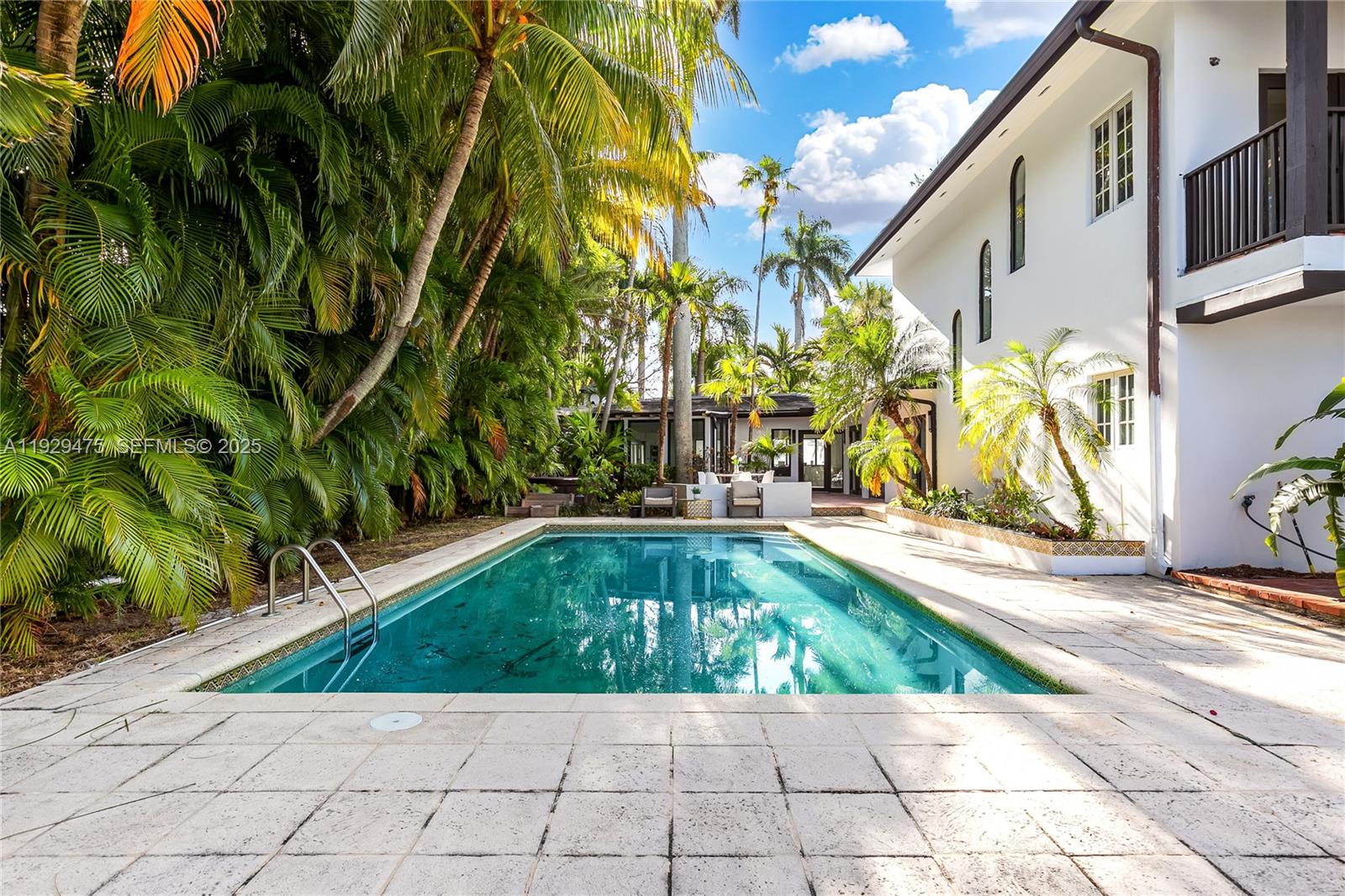 BEACH WAY HEIGHTS UNIT - Residential