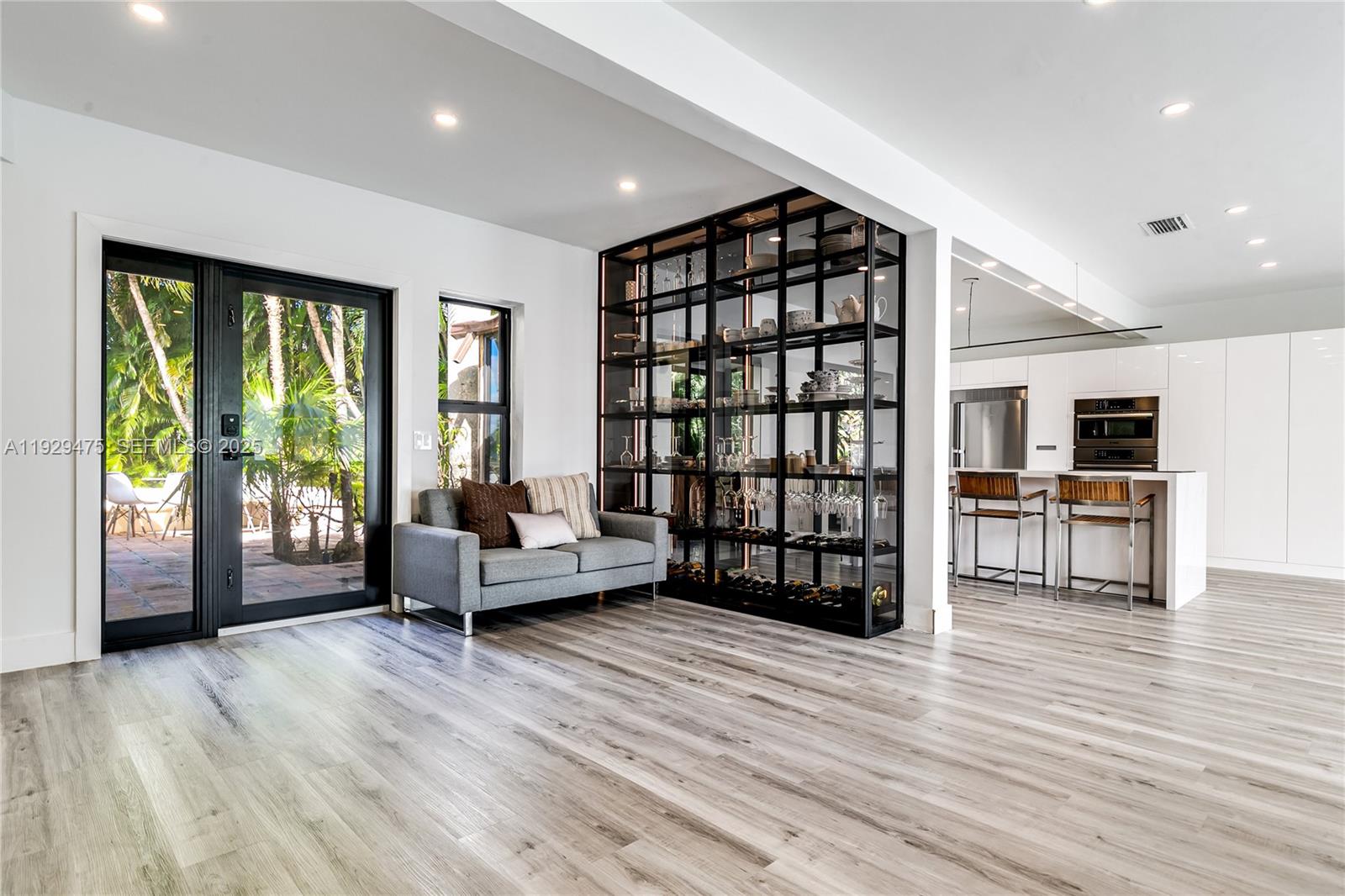 1349 Middle River Dr