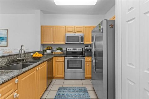 Photo of 8245 NW 108th Ave #6-15, Doral, FL 33178 (MLS # A11844094)