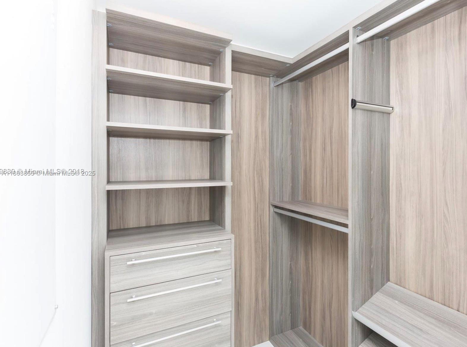 1300 S MIAMI AVENUE CONDO - Residential