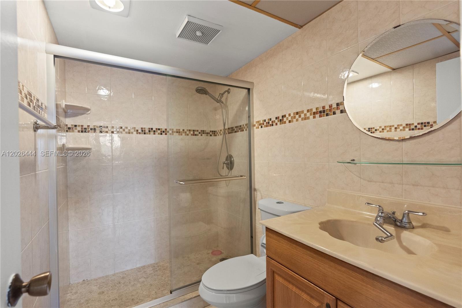 OMEGA CONDO NO 3 - Residential