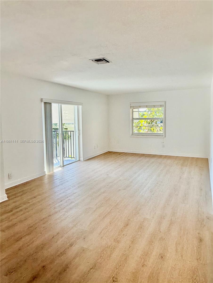 ADMIRAL FARRAGUT CONDO - Residential Lease