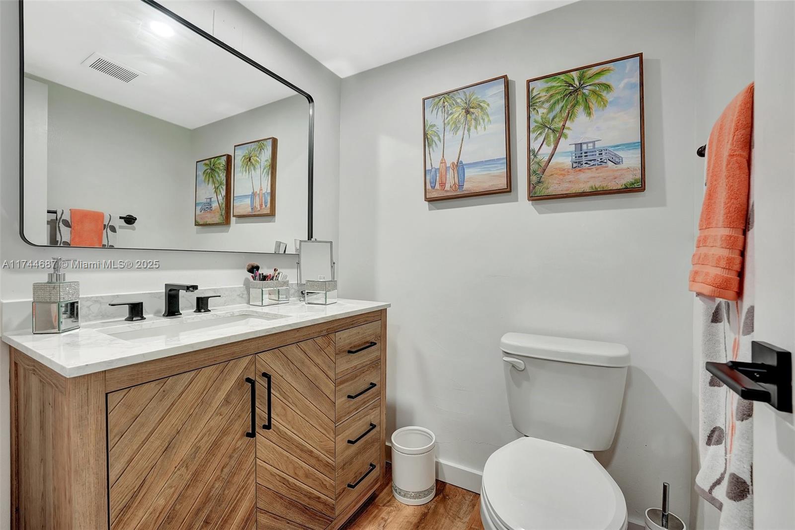 CASTLE APARTMENTS 11 COND - Residential