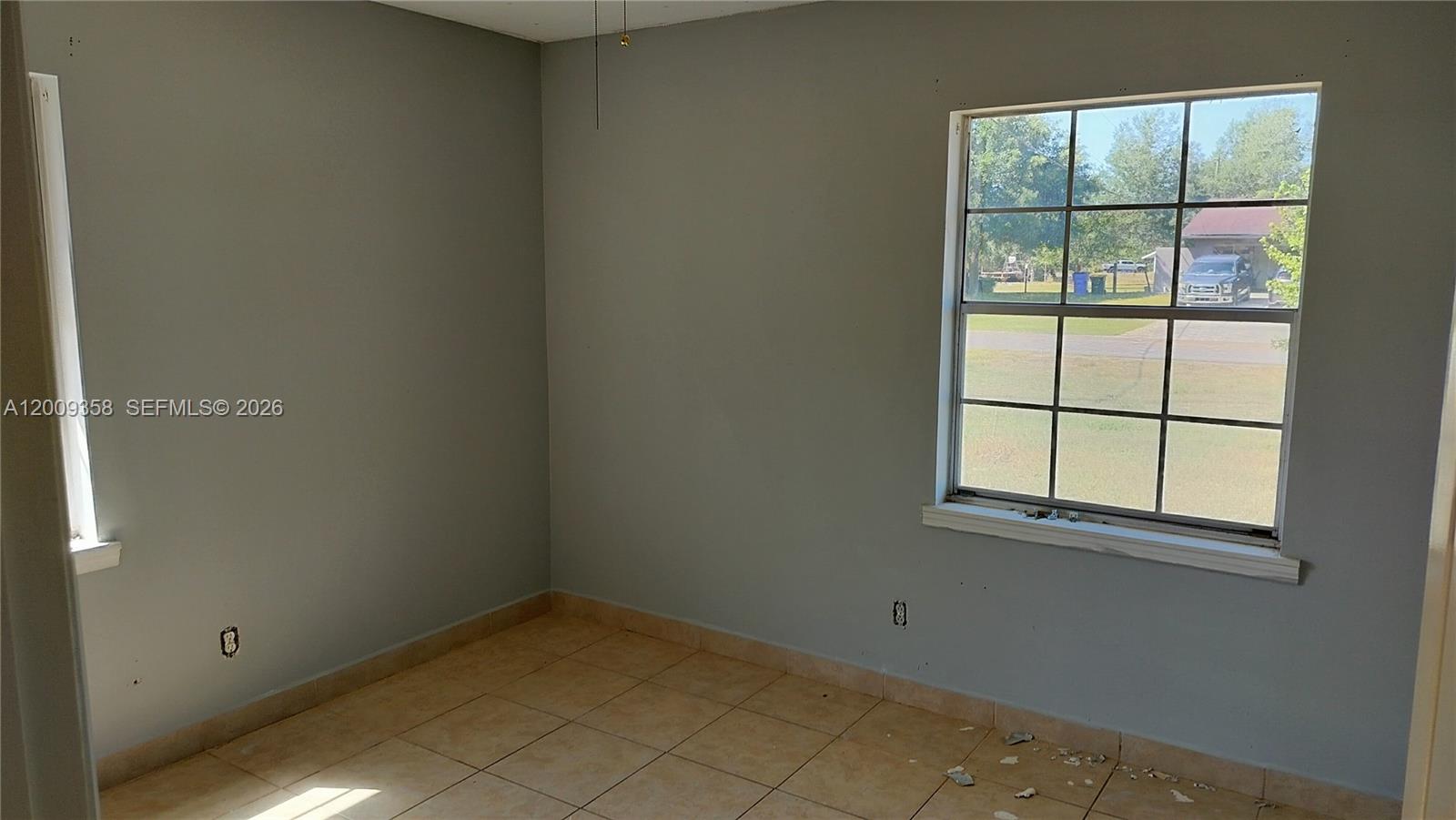 LEISURE LAKES - Residential