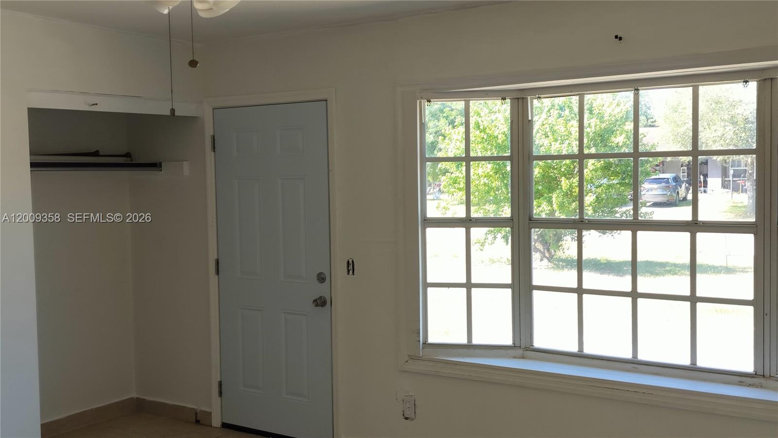 LEISURE LAKES - Residential