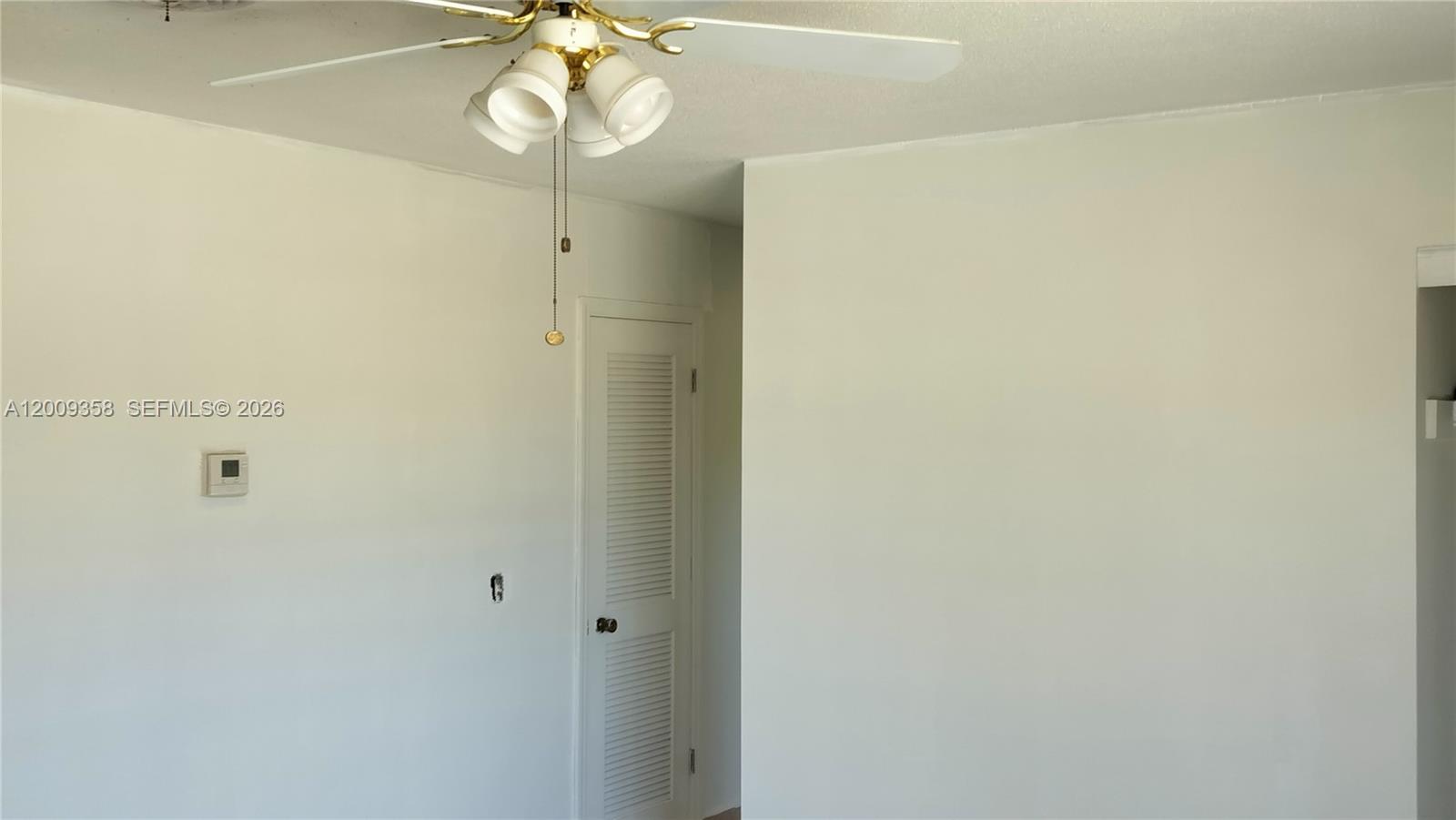 LEISURE LAKES - Residential