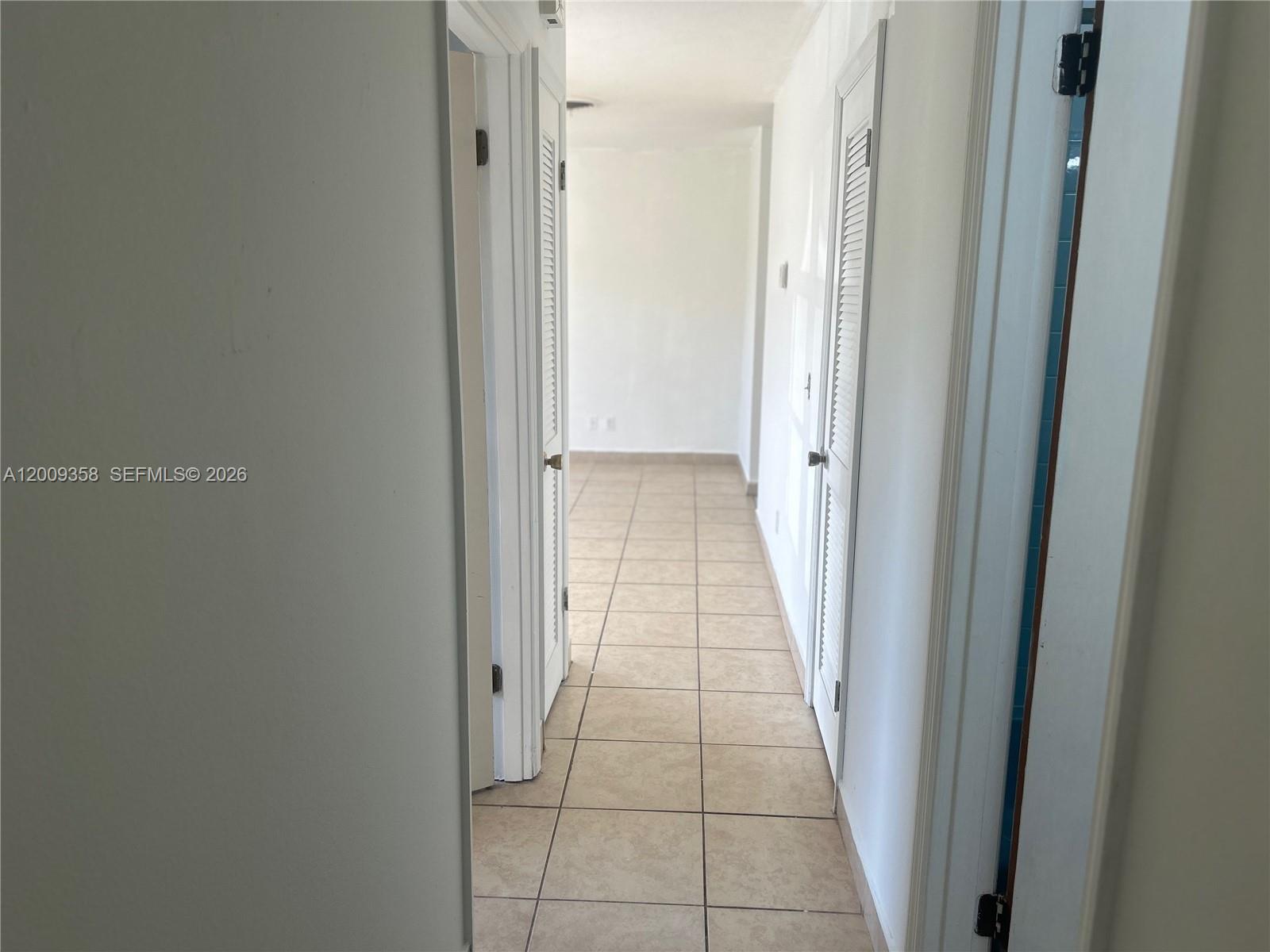 LEISURE LAKES - Residential