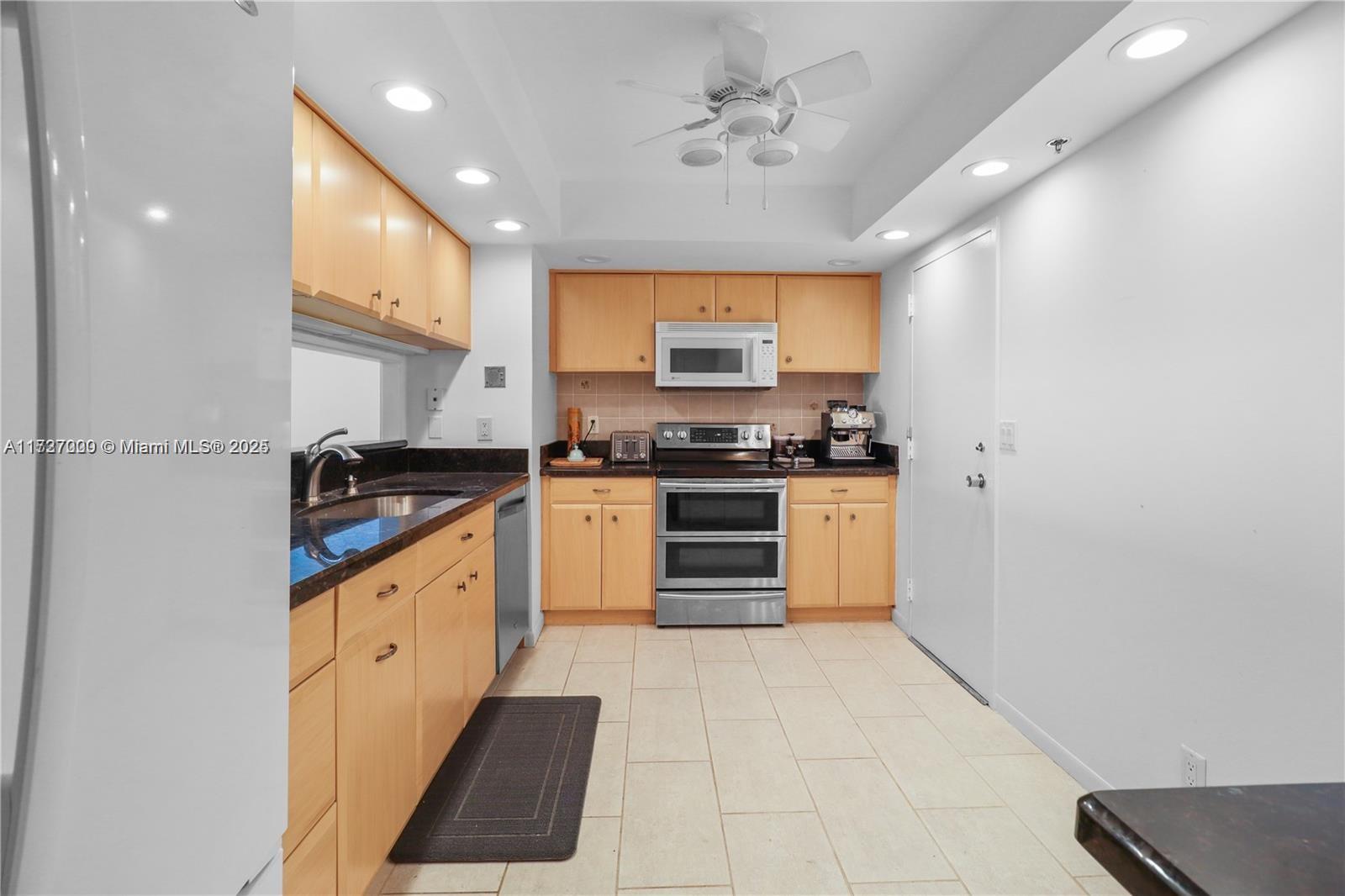 4750 S Ocean Blvd PH2