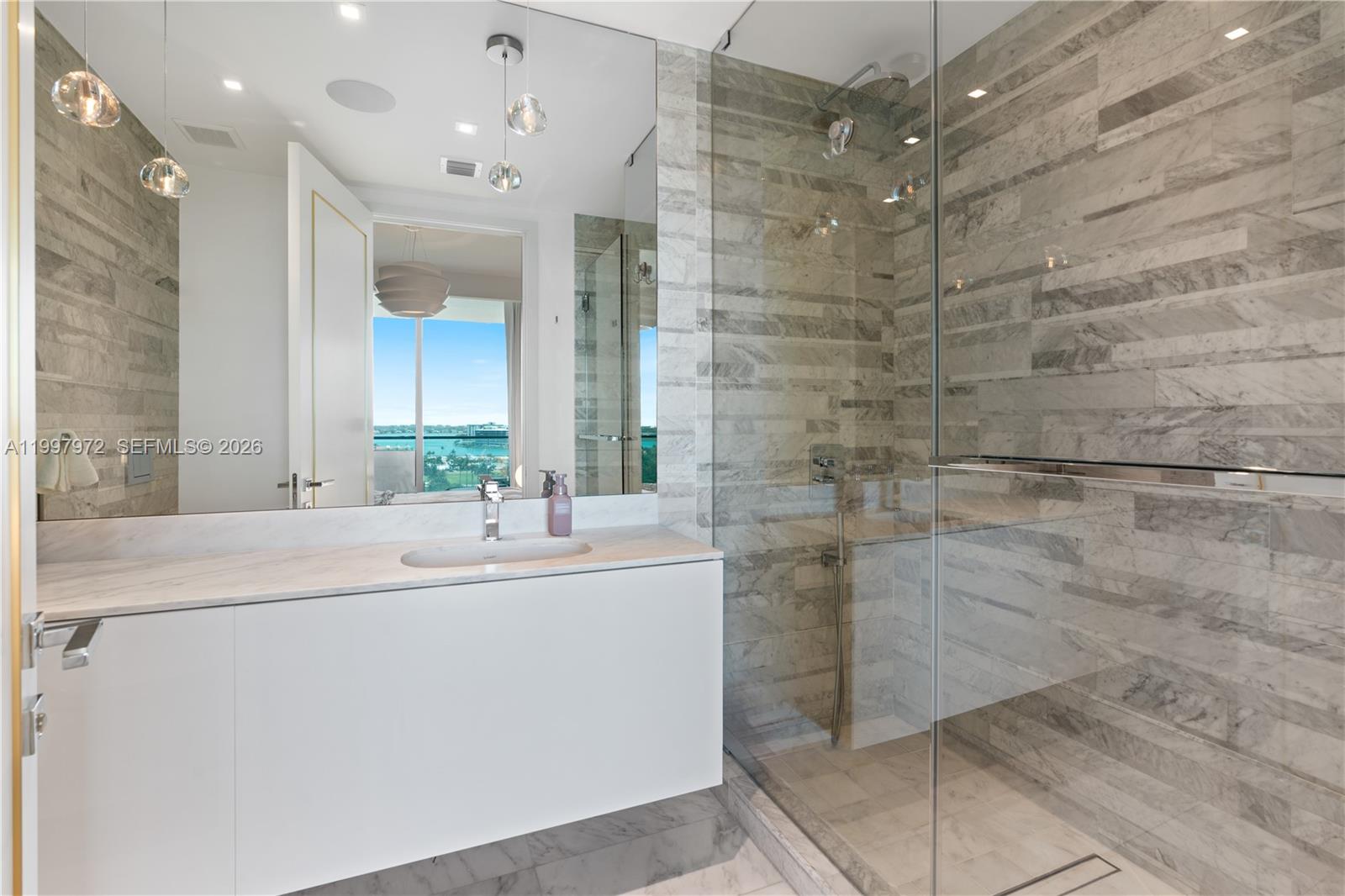 OCEANA BAL HARBOUR CONDO - Residential Lease