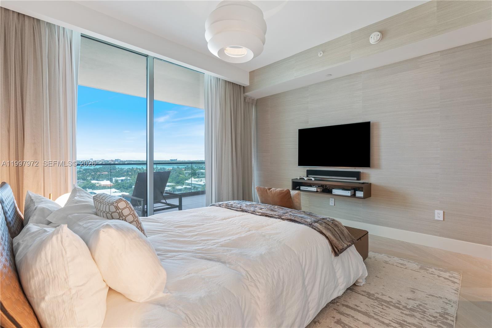 OCEANA BAL HARBOUR CONDO - Residential Lease