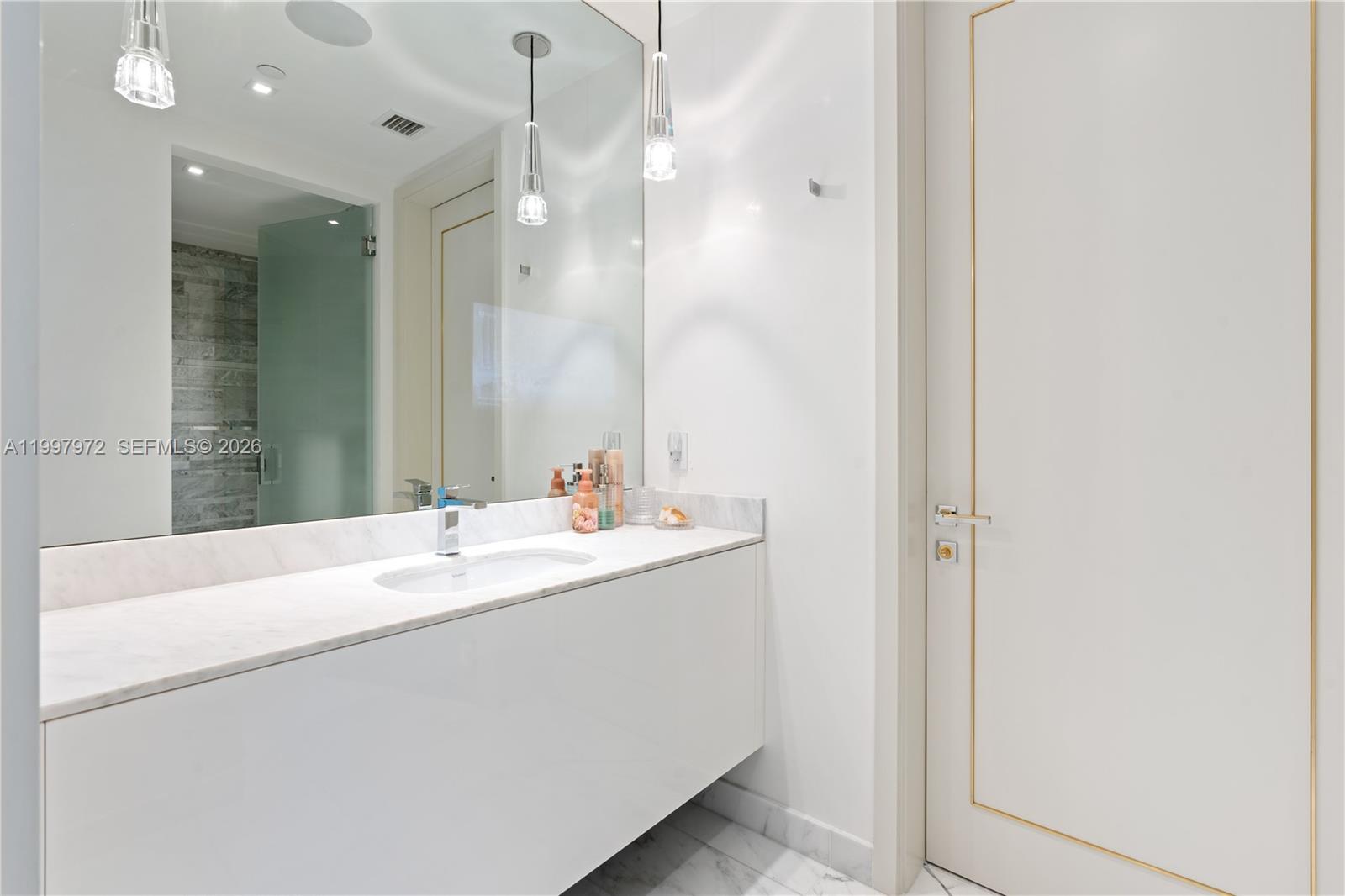 OCEANA BAL HARBOUR CONDO - Residential Lease