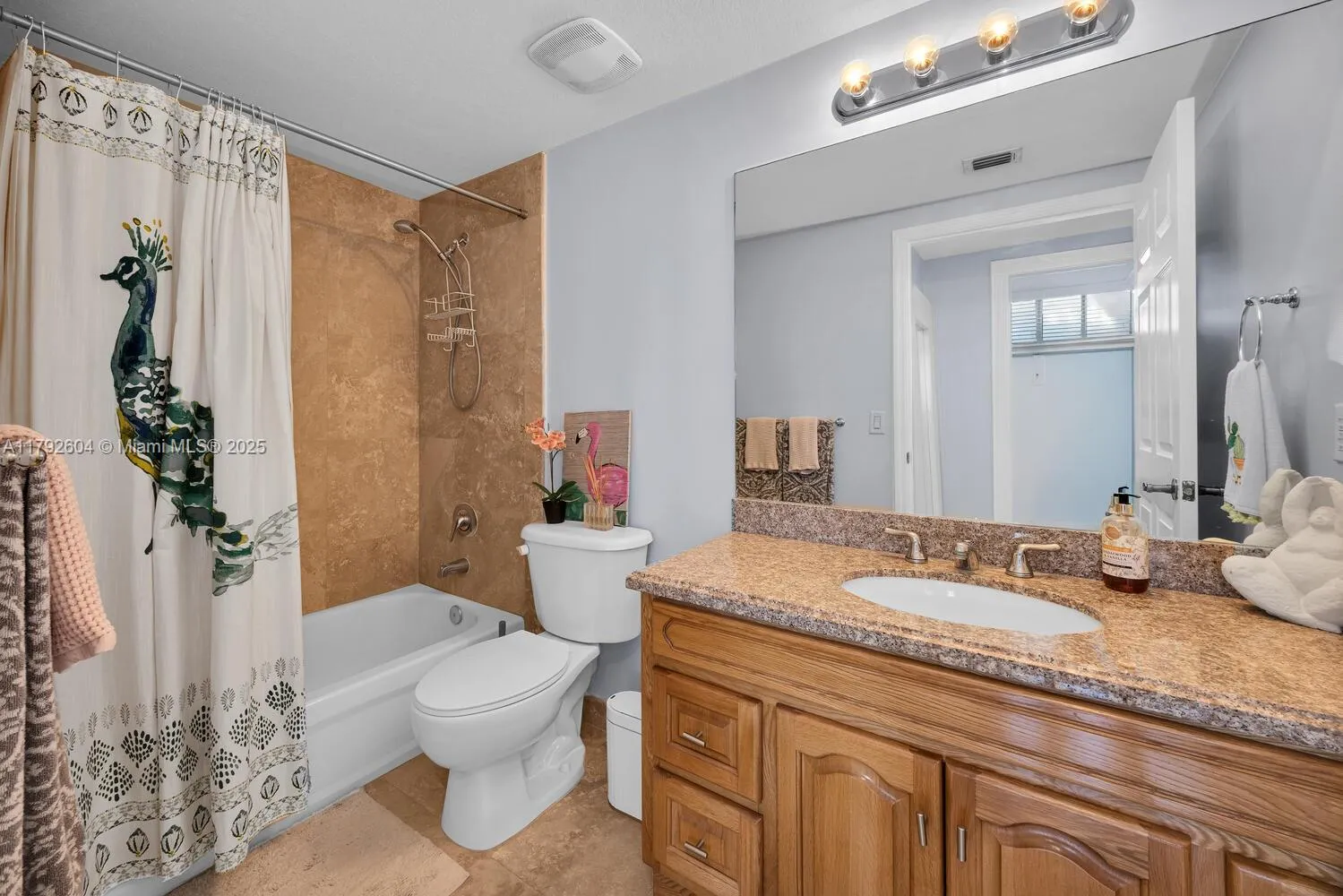 Miami, Florida 33145, United States, 2 Bedrooms Bedrooms, ,2 BathroomsBathrooms,Residential,Pending,118905