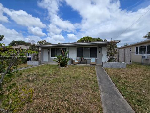 2281 NE 173rd St North Miami Beach FL 33160