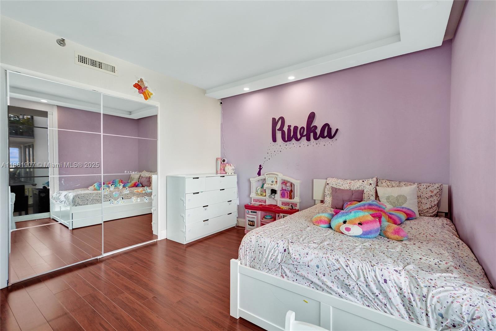 TURNBERRY ISLE CONDO - Residential