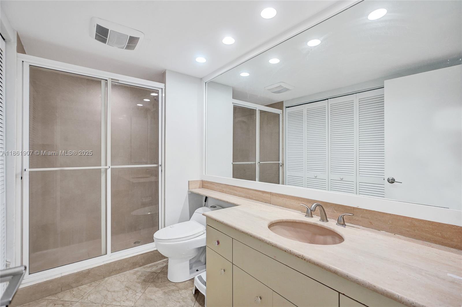 TURNBERRY ISLE CONDO - Residential