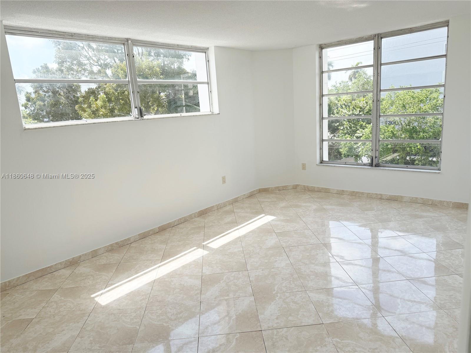 THE ATRIUM CONDO - Residential Lease