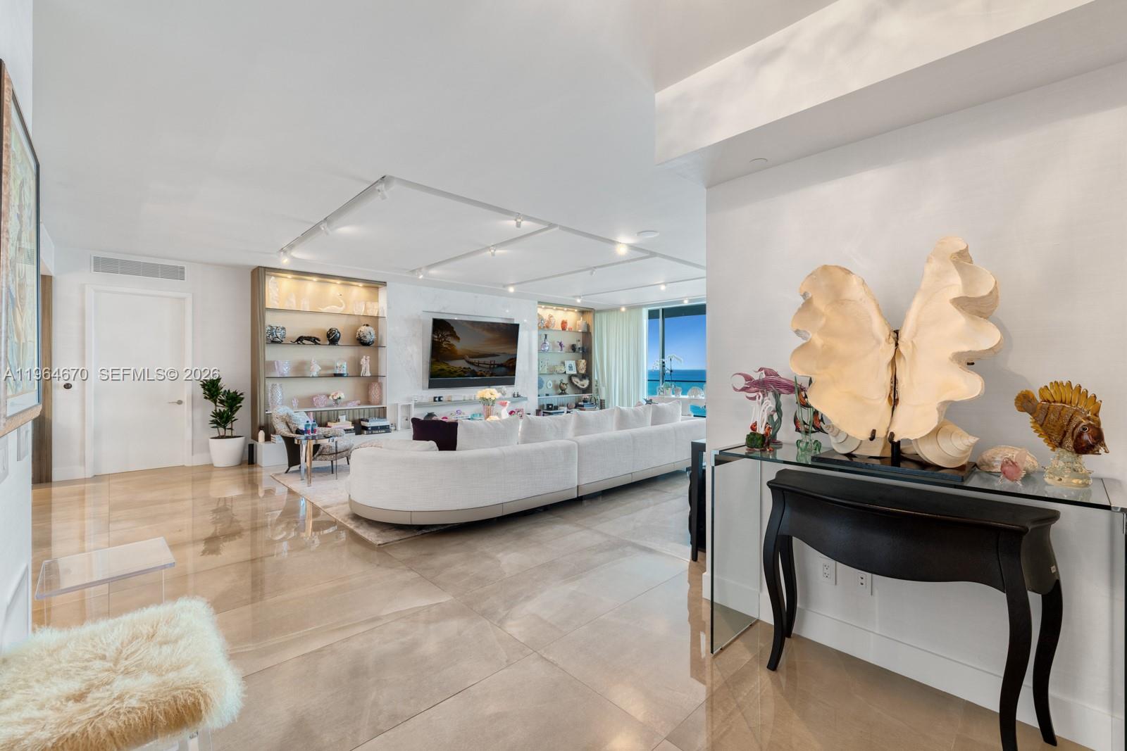 OCEANA BAL HARBOUR CONDO - Residential