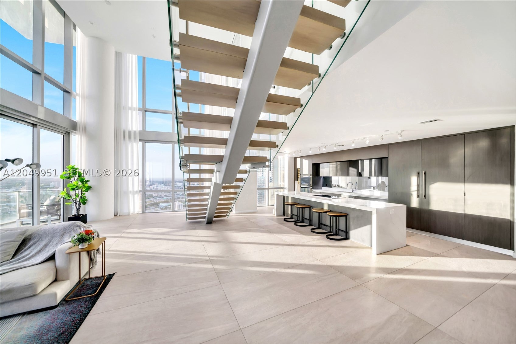 851 NE 1st Avenue Penthouse 4612