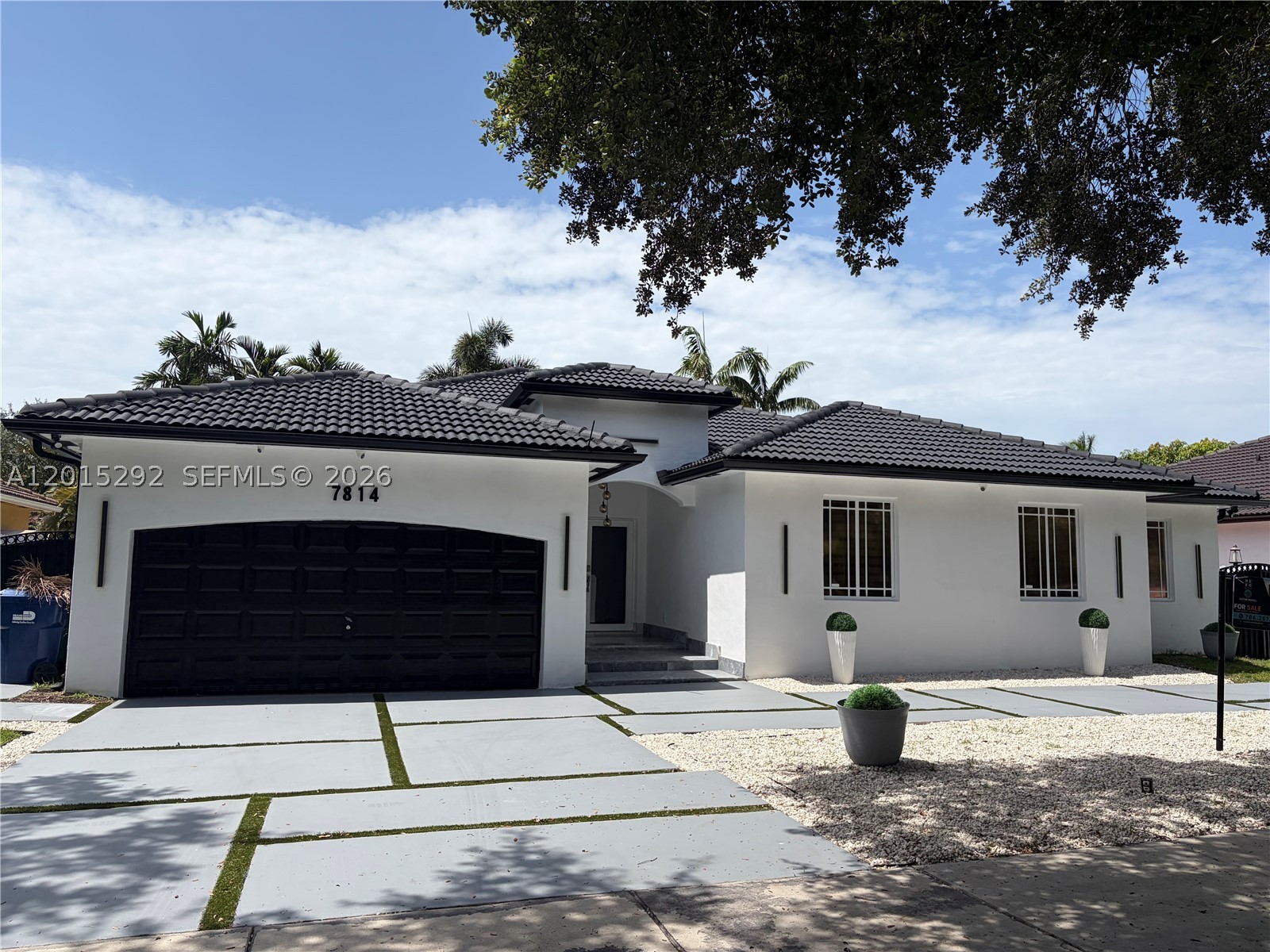 7814 NW 165th St