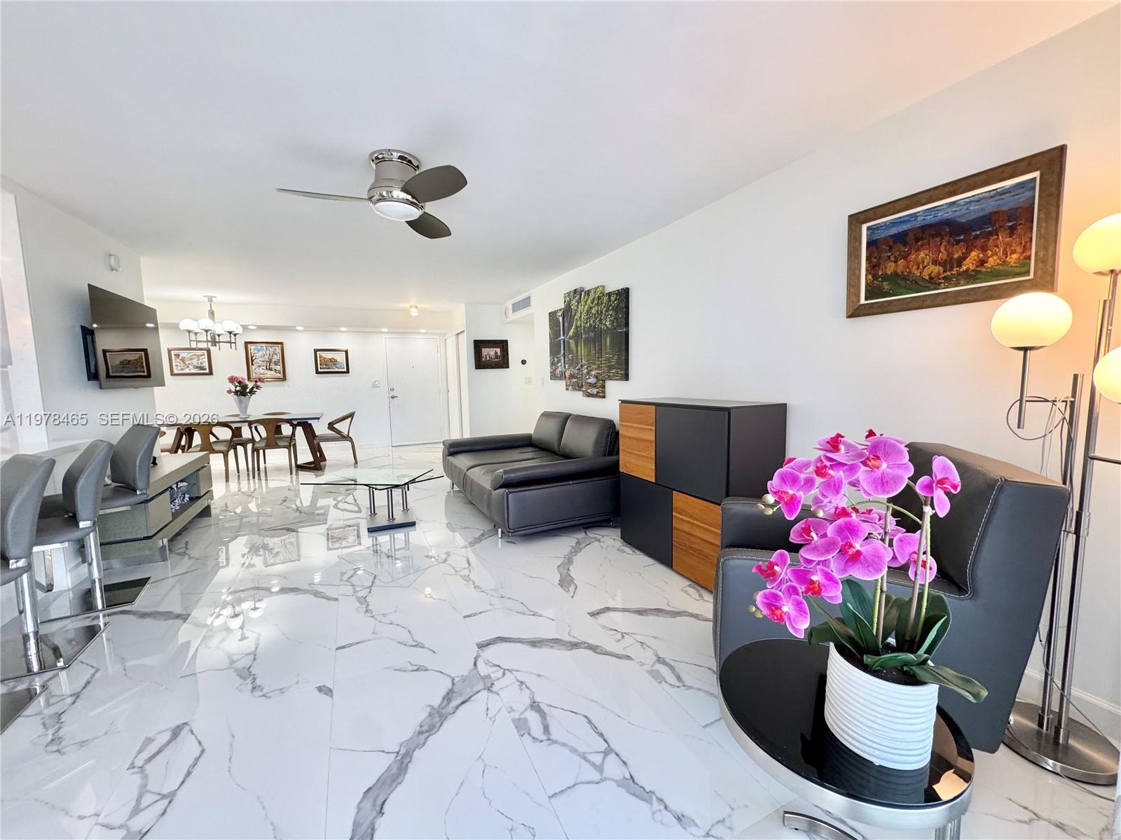 WINSTON TOWERS 400 CONDO - Residential