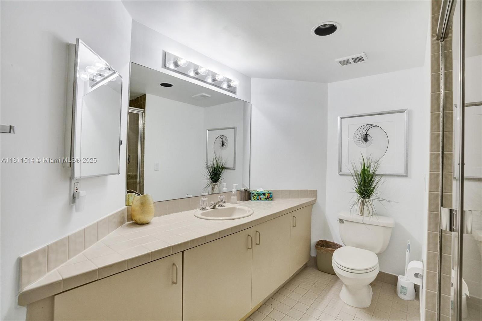 1000 ISL BLVD WILLIAMS IS - Residential Lease