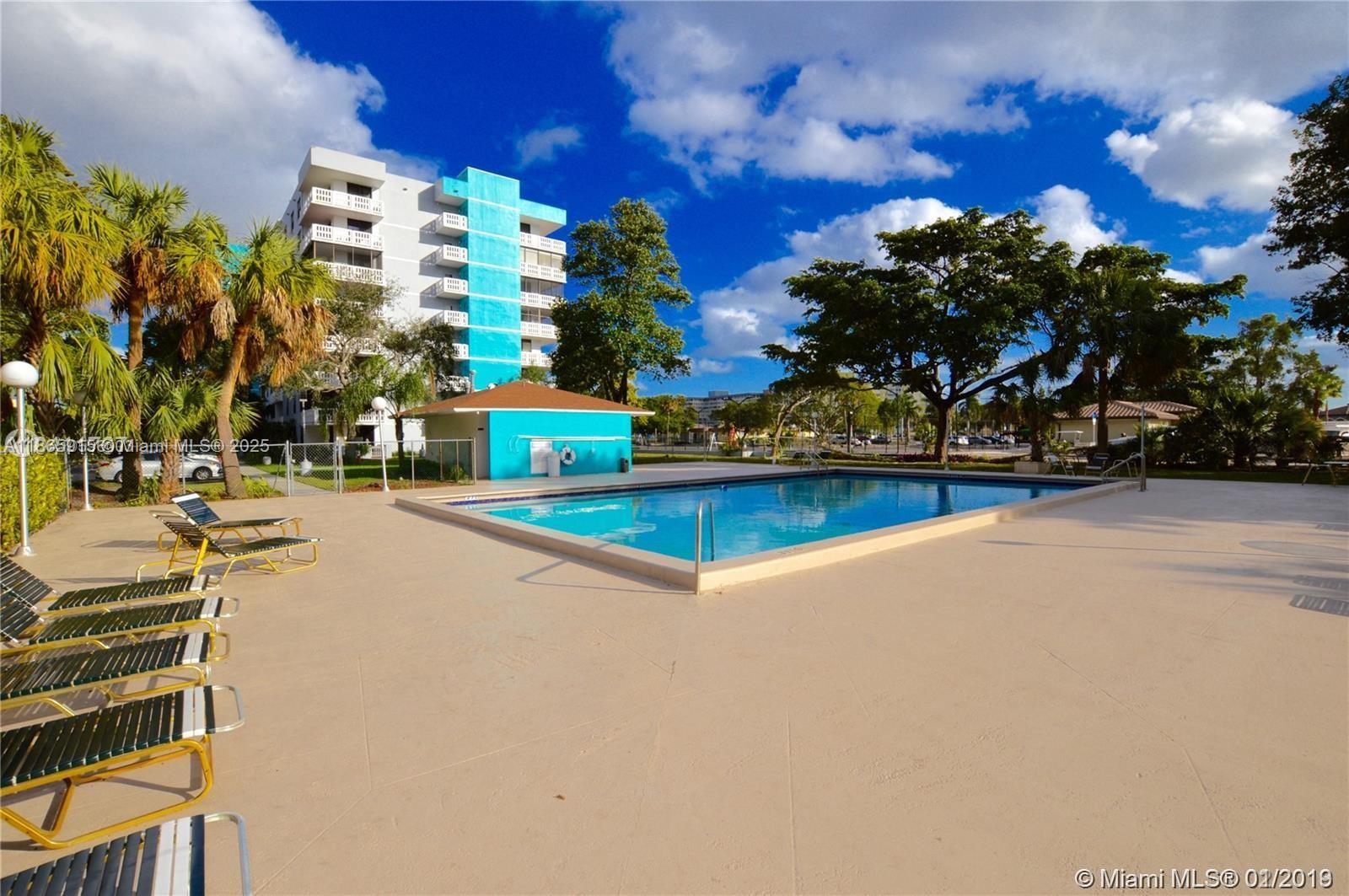 HILLCREST EAST NO 20 COND - Residential