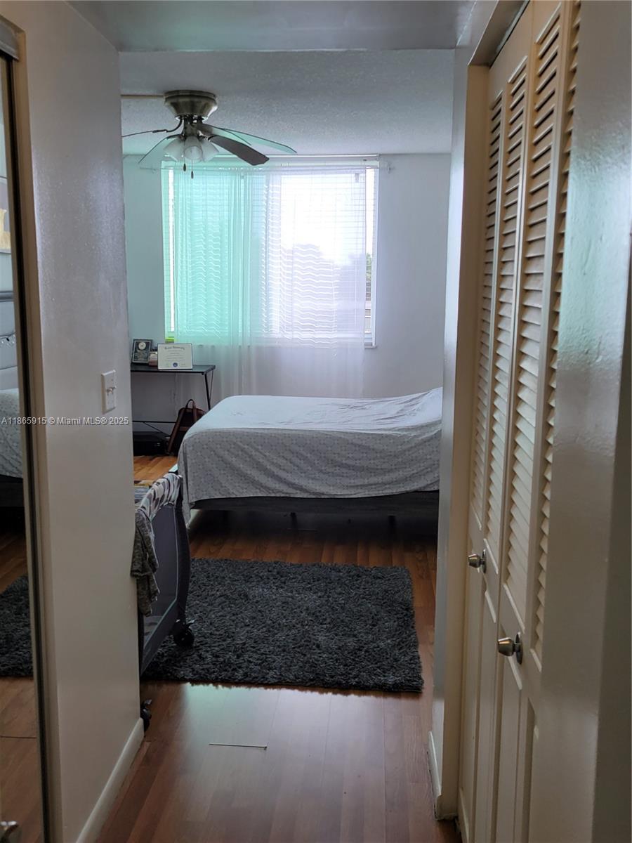 HILLCREST EAST NO 20 COND - Residential