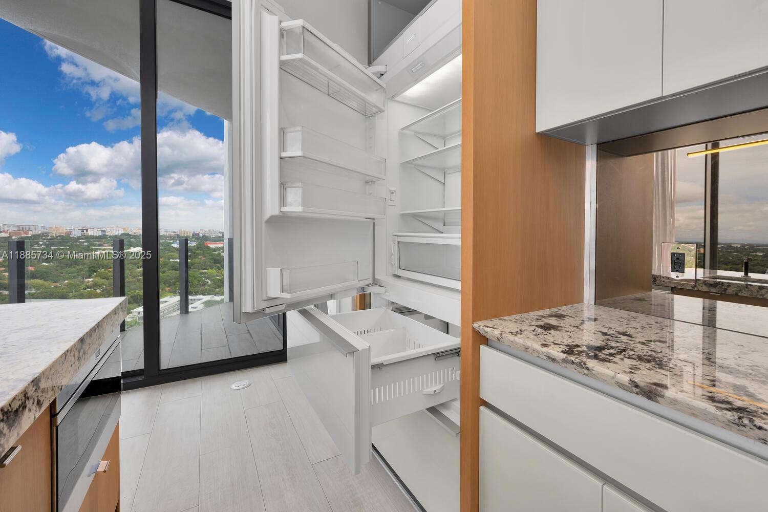 CLUB RESIDENCES AT PARK G - Residential