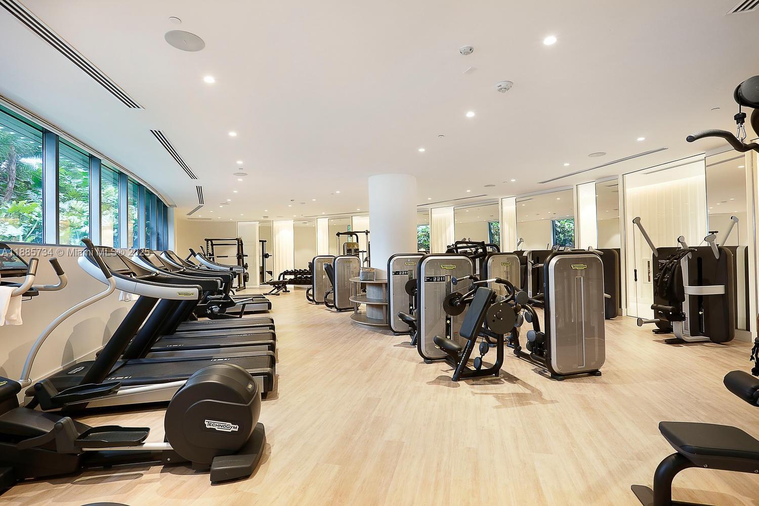 CLUB RESIDENCES AT PARK G - Residential