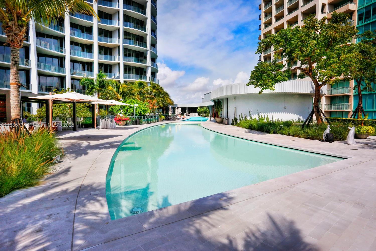 CLUB RESIDENCES AT PARK G - Residential