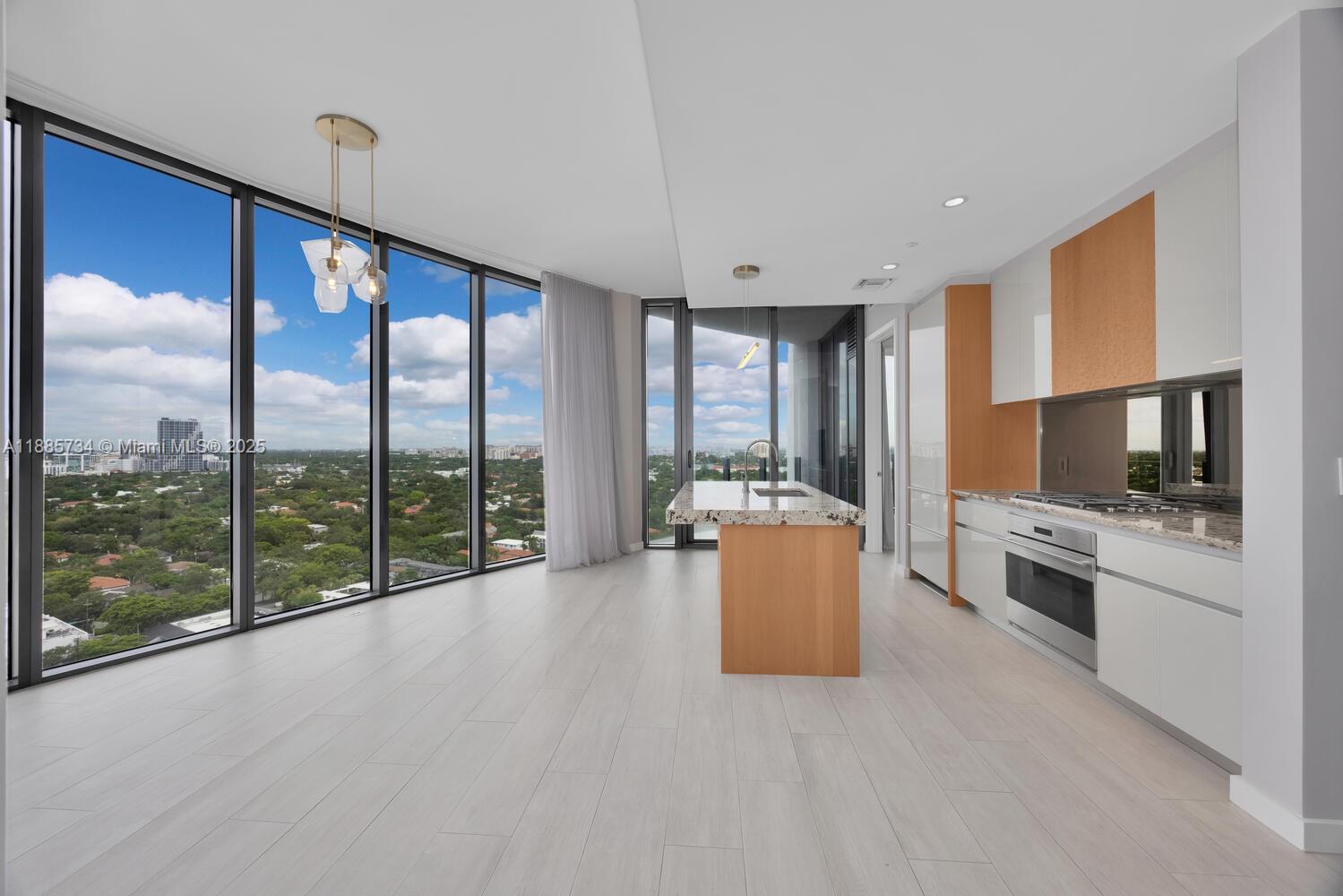 2831 S Bayshore Dr 2008