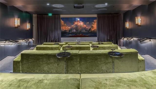 CLUB RESIDENCES AT PARK G - Residential