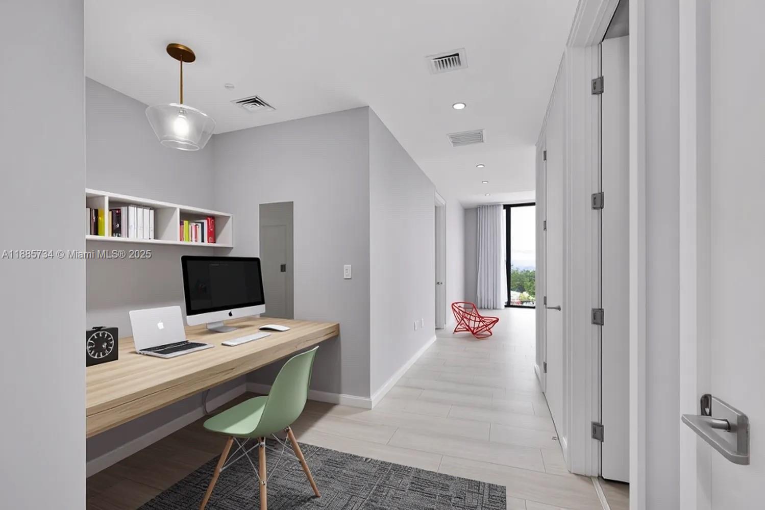 CLUB RESIDENCES AT PARK G - Residential