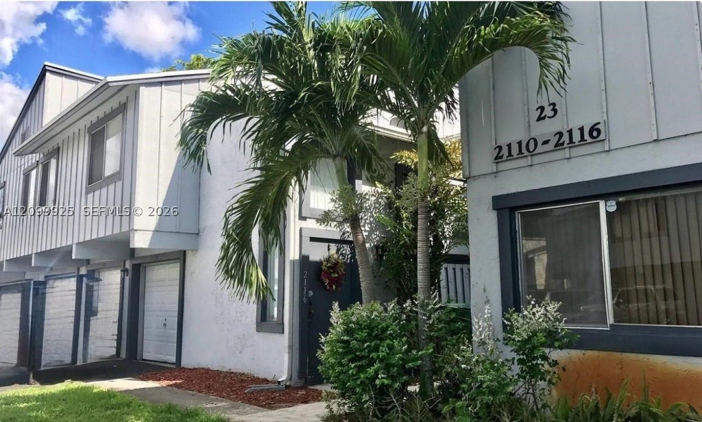 Photo of 2116 NW 58th Ave #23-E, Lauderhill, FL 33313 (MLS # A12099925)