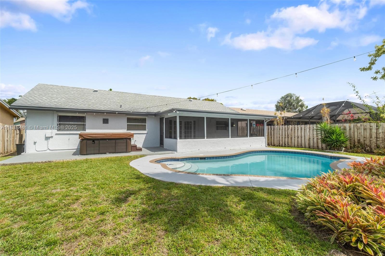 11800 NW 37th Pl