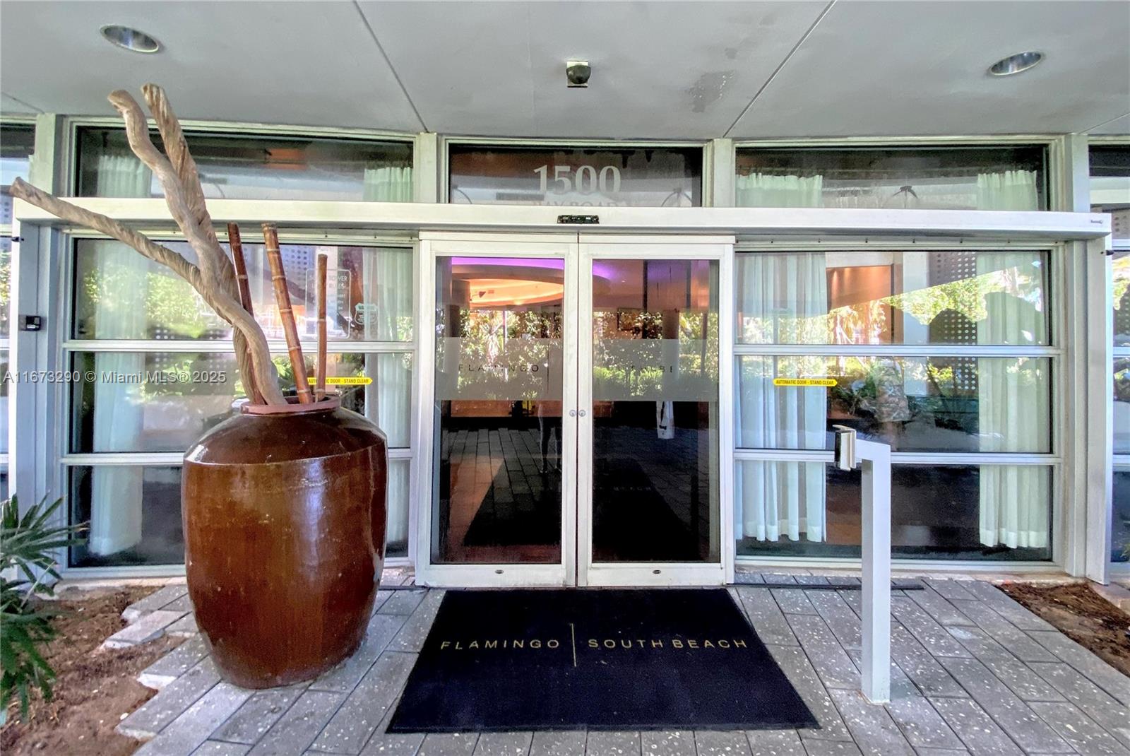 FLAMINGO SOUTH BEACH I CO - Residential Lease