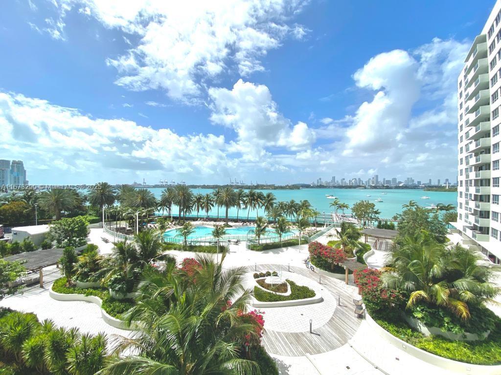 FLAMINGO SOUTH BEACH I CO - Residential Lease