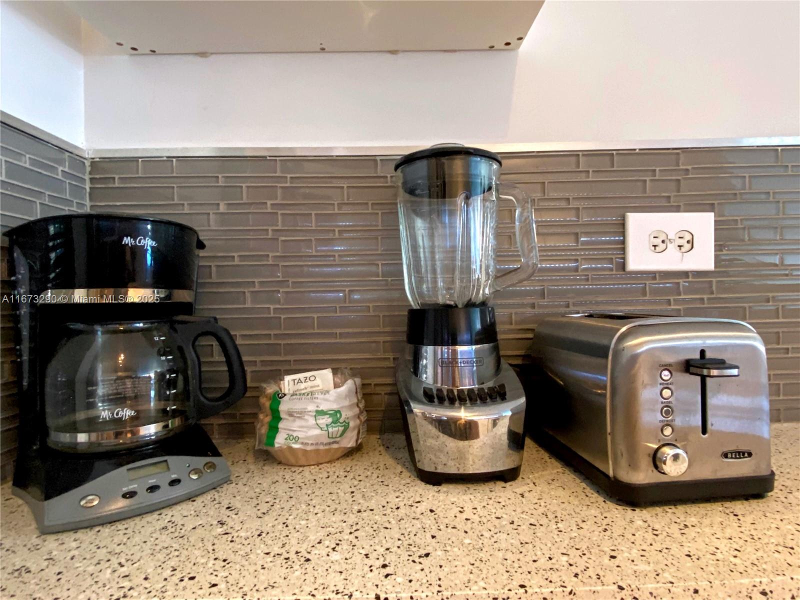 FLAMINGO SOUTH BEACH I CO - Residential Lease