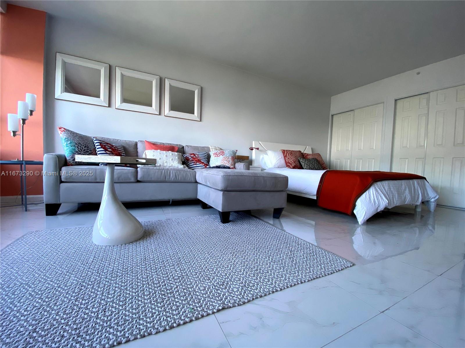 FLAMINGO SOUTH BEACH I CO - Residential Lease