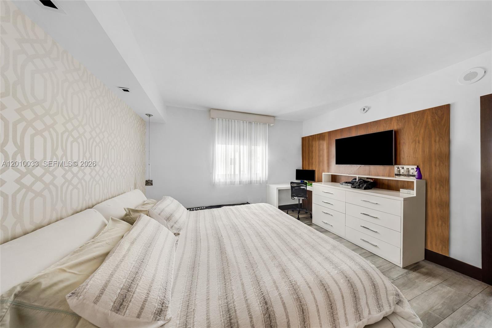 500 BRICKELL EAST CONDO - Residential