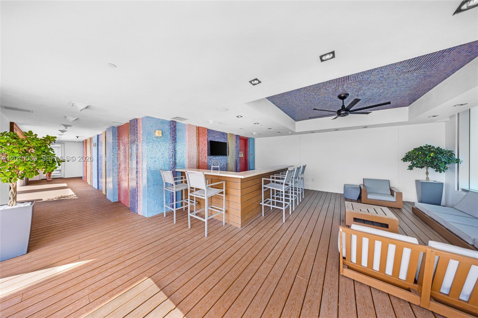 500 BRICKELL EAST CONDO - Residential