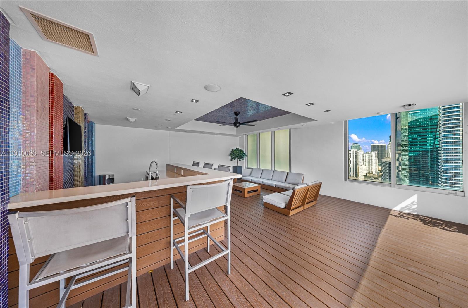 500 BRICKELL EAST CONDO - Residential
