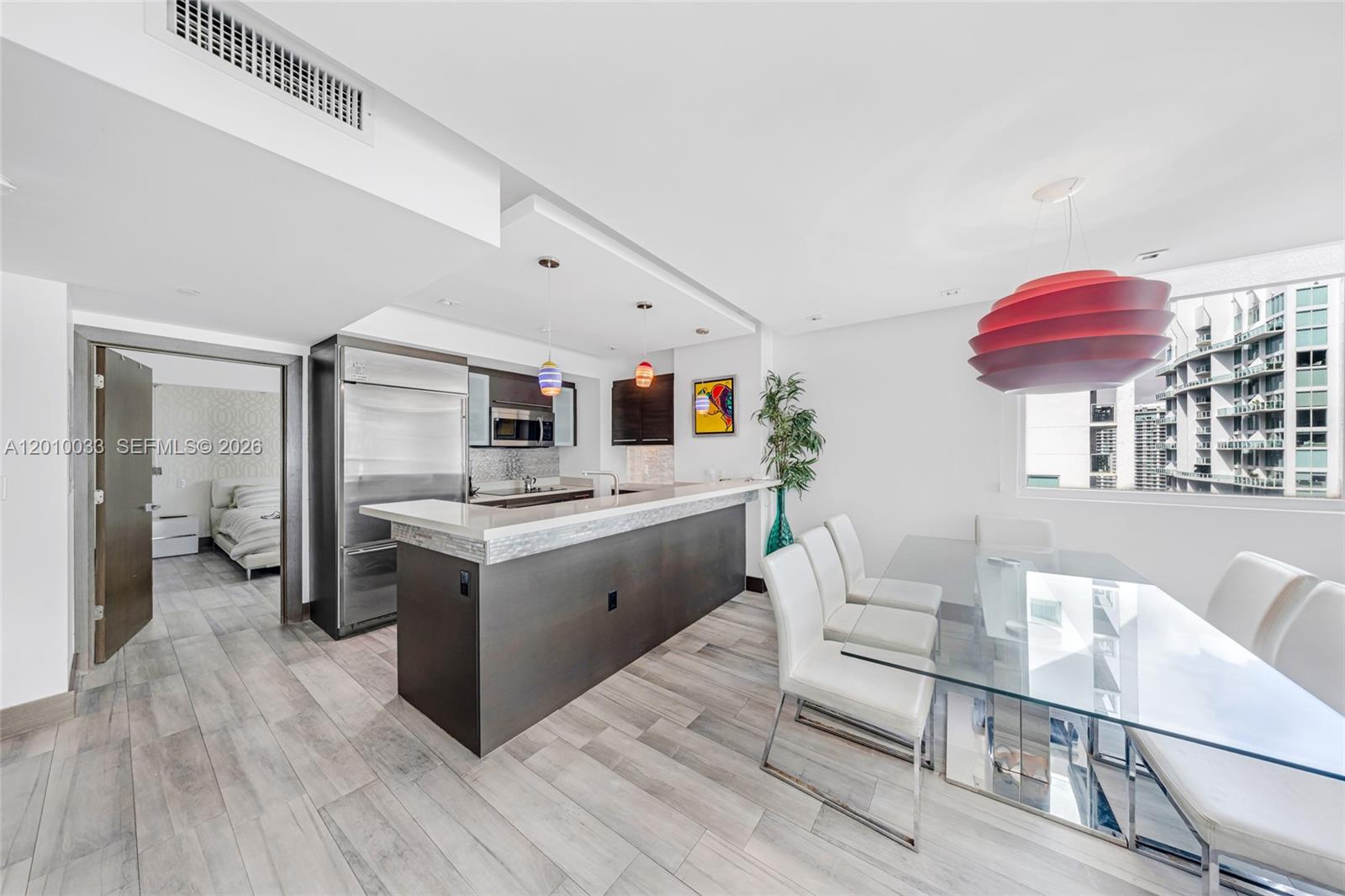 500 BRICKELL EAST CONDO - Residential