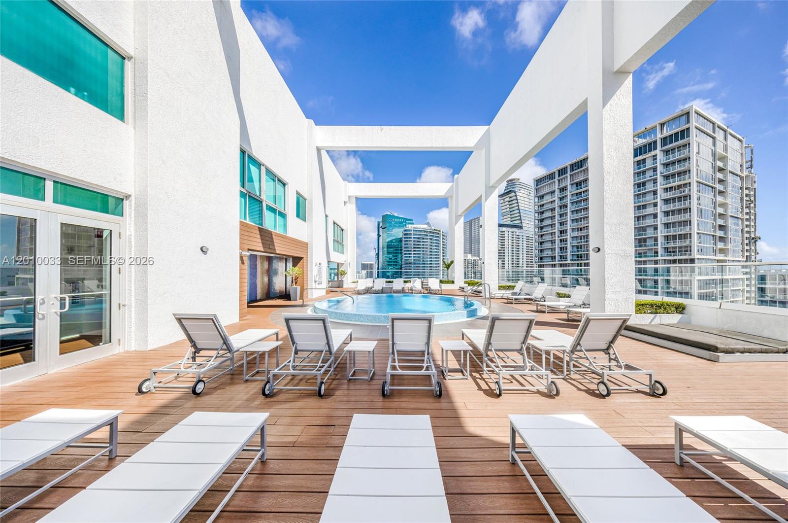 500 BRICKELL EAST CONDO - Residential