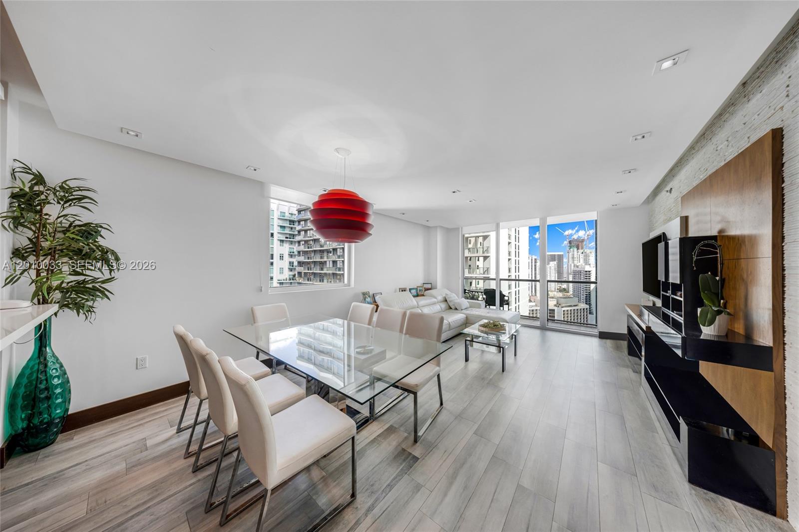 500 BRICKELL EAST CONDO - Residential