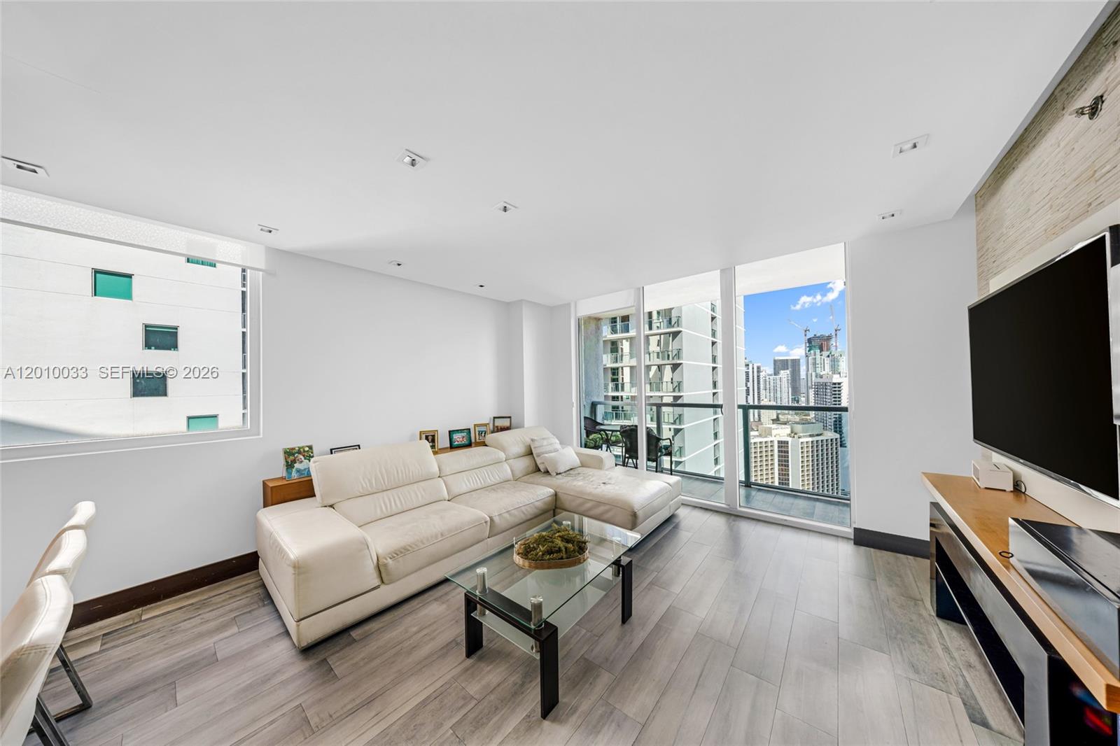 500 BRICKELL EAST CONDO - Residential
