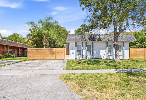 Tiny photo for 610 SW 2nd Ave #1, Dania Beach, FL 33004 (MLS # A12040089)