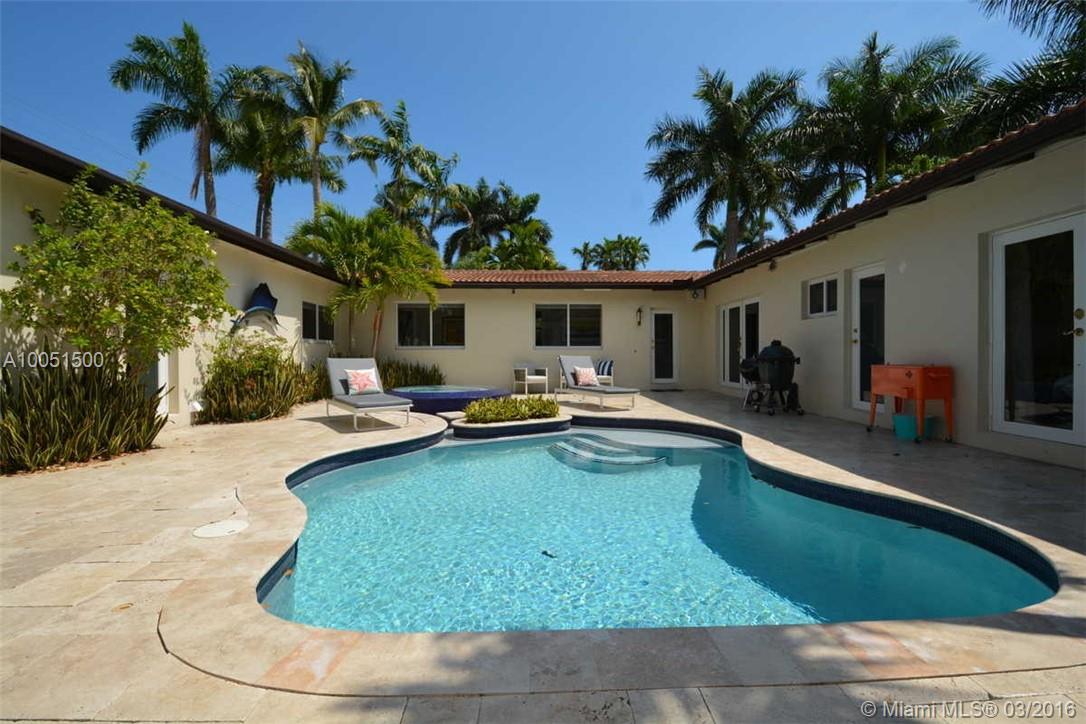 Hollywood Lakes Sec 1-32 - Residential